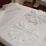 Ekin Кушадасы