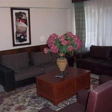 Ekin Kusadasi