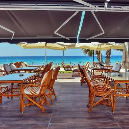 Ekin Ξενοδοχείο Κουσάντασι